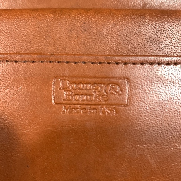 Dooney & Bourke Vintage Black Pebbled Leather w/Brown Leather Trim Coin Purse - Picture 12 of 14